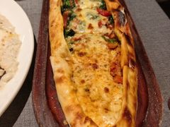 四季皮塔饼-Efes Turkish & Mediterranean Cuisine 艾菲斯餐厅(陆家嘴店)