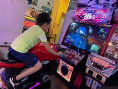 -汤姆熊欢乐世界(大连恒隆广场店)