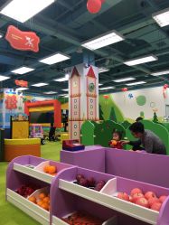 -莫莉幻想儿童乐园(郑州丹尼斯三天地店)