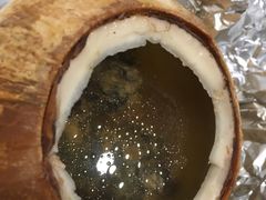 泰式椰皇炖乌鸡汤-陈鹏鹏潮汕菜(宝安机场T3航站楼店)