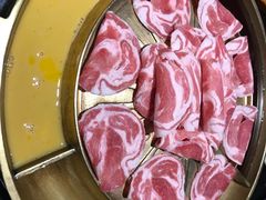 -猪啊牛呀羊啊铜盘烤肉(正大广场店)