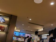 -霸王茶姬(上海恒基名人店)