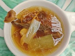 原味汽锅鸡-云海肴云南菜(曲江大悦城店)