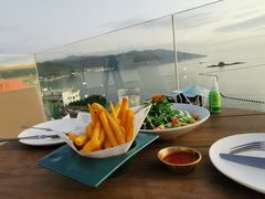-蜜悦·波西塔诺悬崖海景餐厅