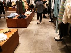 -URBAN REVIVO(西安Momopark店)