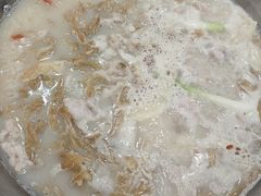-老来福·非遗酸汤兔(凯旋路店)