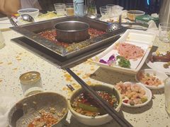 -二荆条·蜀鲜汇城市森林火锅
