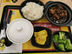 茶树菇老鸭饭-老娘舅(杭州东站店)
