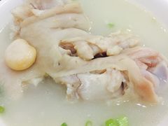 -雷祖芳老妈蹄花店
