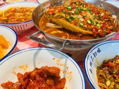-笨豆腐居民楼菜馆•江西小炒(天津开发区店)