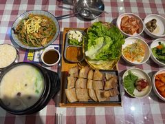 -益百岁牛尾汤主题餐厅(辛庄街店)