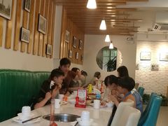 大堂-张大师鸭爪爪特色干锅(南湖店)