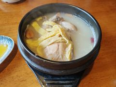 参鸡汤-第二外国语学院-韩国餐厅(朝阳路店)