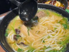 -肥汁米蘭香港米线(定西路店)