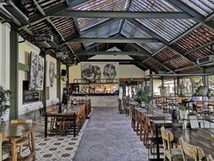 -喜洲吧·江畔老船厂·庭院餐厅(喜临院店)