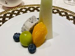时令餐前水果-彩丰楼·中餐厅(国家会展中心上海洲际店)