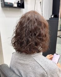 -尚艺造型.剪烫染.接发