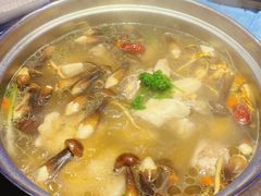 -千岛蚝高压锅生蚝·人参火锅(白云万达店)