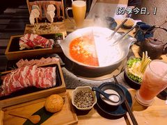 -湊湊火锅·茶憩(上海合生汇店)