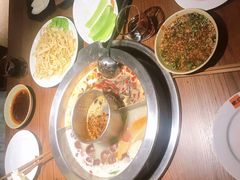 -佬土鹅肠火锅(解放路店)
