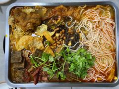 -在巷子里的烤肉店·螺蛳粉烤鱼·牛蛙(和美城店)