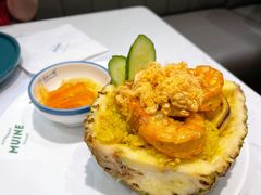菠萝海鲜炒饭-美奈小馆·越南料理(中航城君尚购物中心店)