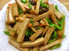 -连池鱼豆味坊(风景区店)