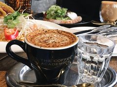 -The Coffee Academïcs(铜锣湾店)