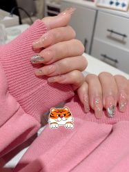 -十月·日式美甲美睫·纹眉
