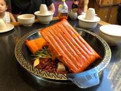 中辣锅底-捞锅坝子老火锅(汽博中心店)