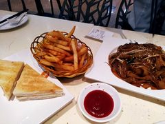 -龙记香港茶餐厅