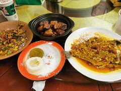 -堂瓦里·33年传统赣菜(第一街区店)