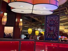 -芝小官毛肚火锅海鲜自助(苏州吴江区万宝店)