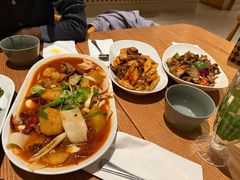 新疆沙湾大盘鸡-香料集市新疆餐厅·清真聚餐(成都远洋太古里店)