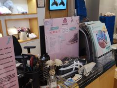 -爱革·洗衣改衣·洗鞋修鞋·洗包修包·奢侈品护理(金桥国际商业广场店)