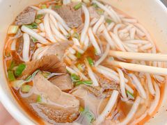 -燕子牛肉面(渣家路店)