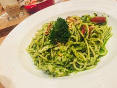 松子鸡肉罗勒意面-必胜客(省府店)