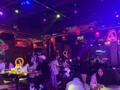 -喜鹊音乐酒馆(西街店)