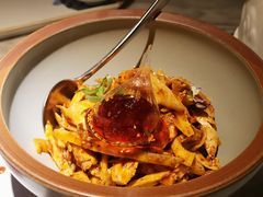 敲糖棒棒鸡-辛香汇·现炒川菜(淮海路百盛店)