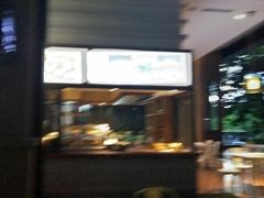 -三亚湾红树林度假酒店美食街