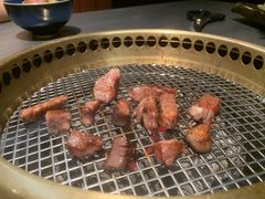 -铭牛烧肉·和牛海鲜自助(高新月牙湖店)