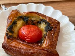 -VERIE BAKEHOUSE
