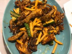 绝味手撕鸡-临安鲲凌餐厅(钱王大街店)