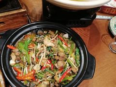 -老滇山寨•云南特色菜•地方菜•民族风情歌舞表演(金碧店)