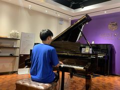 -柏斯音乐艺术中心·钢琴·吉他(上音店)