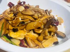 -关东小磨东北菜(上海长风大悦城店)