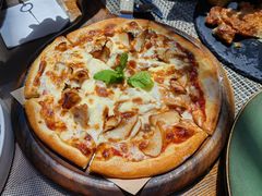 蘑菇披萨-喜洲吧·江畔老船厂·庭院餐厅(喜临院店)