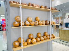 -焙丽拾光(麦凯乐直营店)