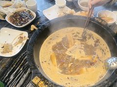 -老船舫·现做活鲜鱼馆(东郊记忆店)