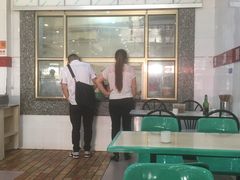 -花溪王记牛肉粉(四季花溪商场店)